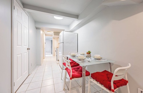 Rockcliffe - Smythe House | Comfortable Walk Up Basement One Bedroom Plus Living Free Parking