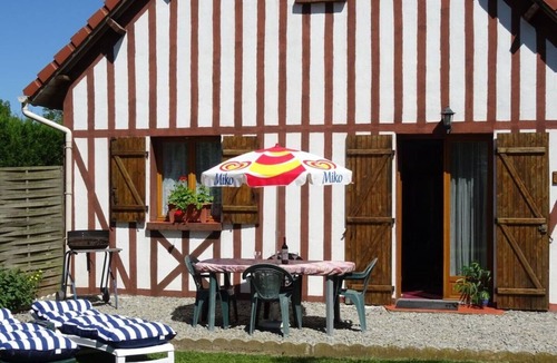 Aclou Cottage | Comfortable, Well-Equipped, Family-Friendly House In Quiet Village LE BATISON