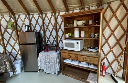 Port Townsend Cabin | Comfortable Yurt