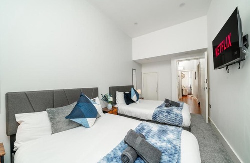 Northcote Apartment | Comfy 2-Bed Flat Next to Clapham Junction