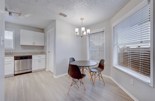 Milwood Apartment | Comfy 2BD Apt | Austin Texas