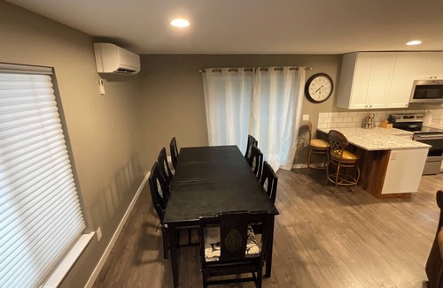 Monitor House | Comfy 3-bed bungalow in East Wenatchee, where nearby adventures await.
