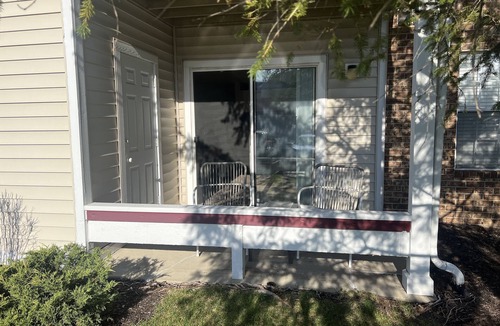 Fishers Apartment | Comfy Apartment for Eclipse Totality! Walk to Town Center, near Conner Prairie