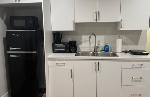 Moncton Apartment | Comfy apartment is perfect for couples. It is close to magnetic hill & casino.