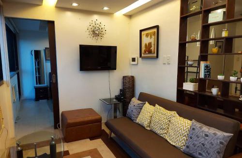 Plainview Hostel | Comfy Bunkbed with Pool
