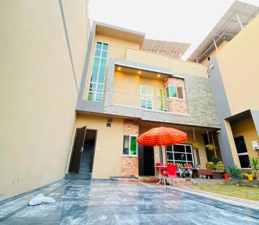 Faisalabad Apartment | Comfy Cottages Executive