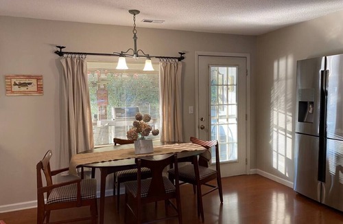 Killen House | Comfy, cozy, fun home on Wilson Lake with piers & kayaks