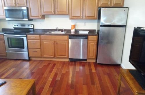 Niskayuna Apartment | comfy cozy roomy