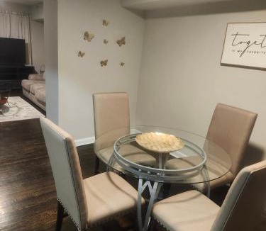 Upper Darby Apartment | Comfy & Cozy