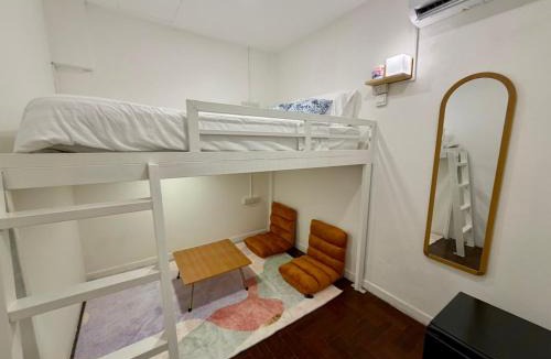 Bangkok Central Business District Hostel | Comfy Crib Hostel 2