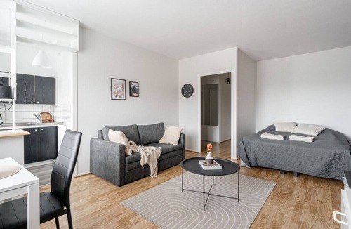 Jyvaskyla Apartment | Comfy Downtown Studio at Prime Location