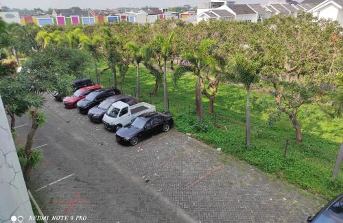 Karawang Apartment | Comfy Emerald Hill Karawang