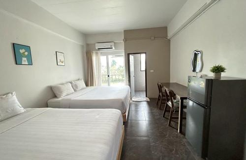 Racha Thewa Hotel | Comfy hotels