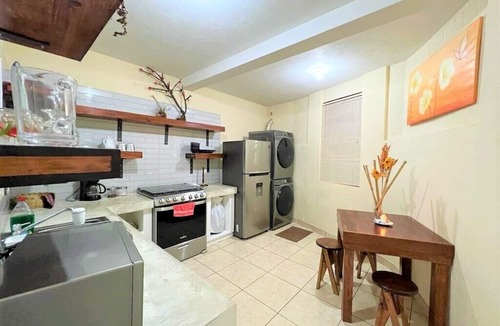 Chimaltenango Apartment | Comfy. Internet, Netflix,washer and Dryer,full Kitchen