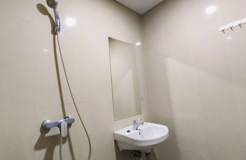 Surabaya Apartment | Comfy Modern Look Studio Room At Apartment Grand Dharmahusada Lagoon