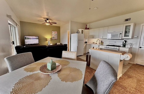 Prescott House | Comfy Mountain Side Stay - Incredible Views