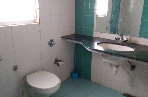 Vadodara Villa | Comfy Rustic Airconditioned Bungalow