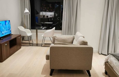 Elephant and Castle Apartment | Comfy Studio Apartment by Elephant and Castle