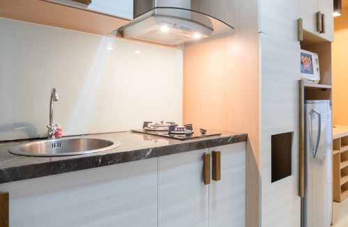 Hegarmanah Apartment | Comfy Studio At Dago Suites Apartment