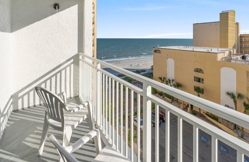 Myrtle Beach House | Comfy Studio Condo - Sleeps 4 w Great Views