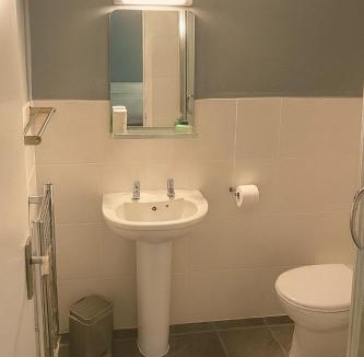 Stoke Bruerne Apartment | Comfy Studio in Canal Country