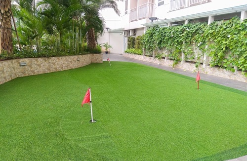Cikarang Hotel | Comfy Studio Mustika Golf Residence Apartment
