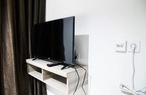 Ciputat Apartment | Comfy Studio Room Bintaro Icon Apartment By Travelio