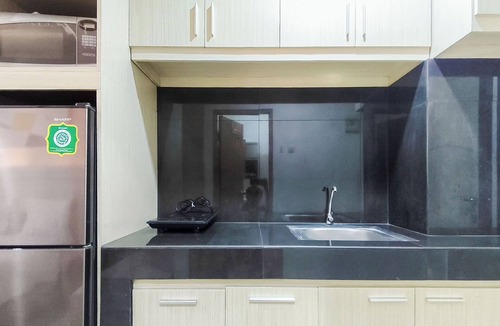 Surabaya Apartment | Comfy White Studio For 2 Pax At Bale Hinggil Apartment