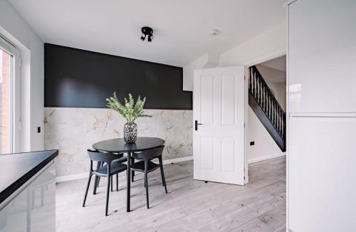 Dalmarnock House | ComfySleep ApartHOUSE