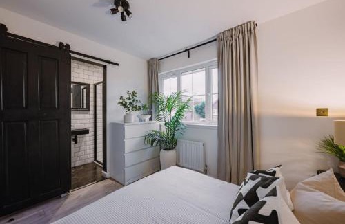 Dalmarnock House | ComfySleep ApartHOUSE
