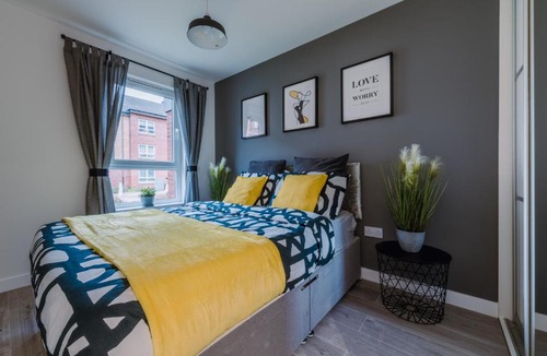 Dalmarnock Apartment | ComfySleep Apartments