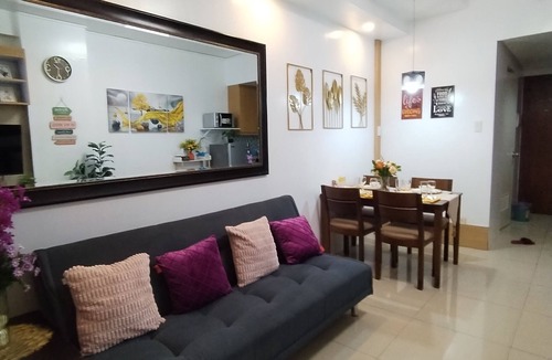 Barangay 76 Apartment | Comfystay at Shell Residences
