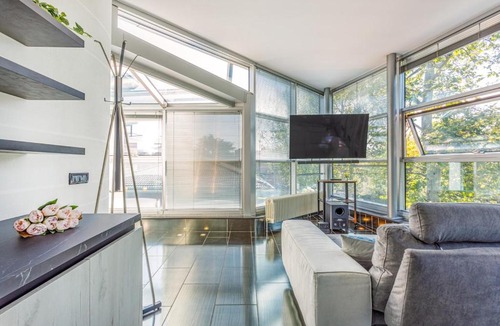 San Faustino-Madonnina-Quattroville Apartment | Comics & Cars - Themed Penthouse in Motor Valley