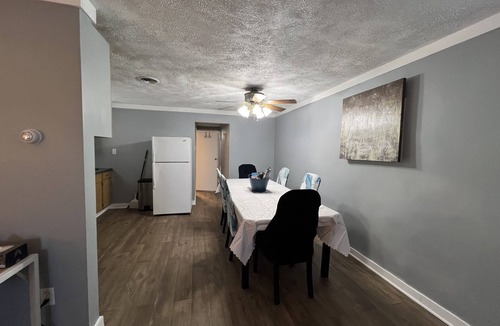 Mount Pleasant Apartment | Coming into town for any special event.Cozy spacious space with all your needs!