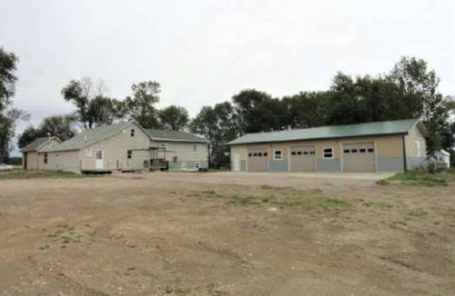 Buffalo Ridge House | Coming soon. Large country home in Turner County. 25 minute to Sioux Falls