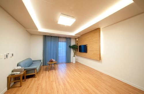Andeok Hotel | Comma & Resort
