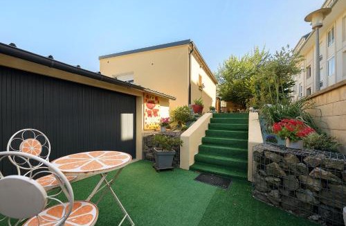 Ducey House | Comme à la maison