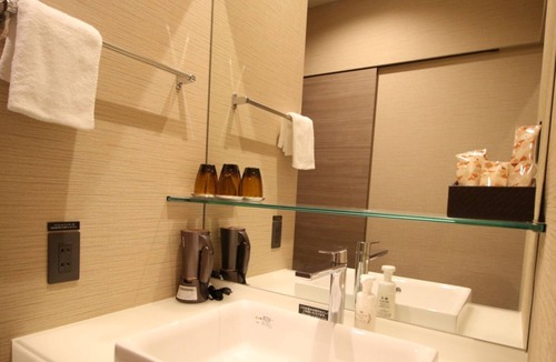 Jusohonmachi Hotel | Commemorating the opening of the new building No/Osaka Ōsaka