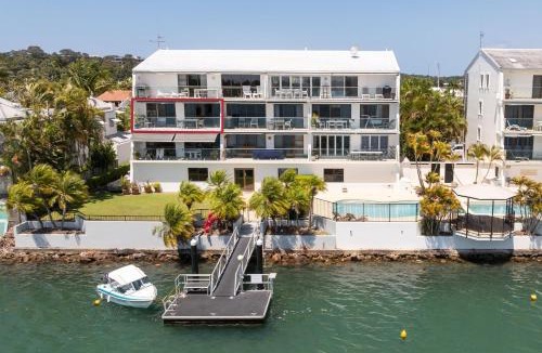Noosa Heads Apartment | Commodore 6