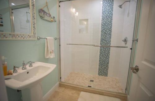 Madeira Beach House | Commodore’s Quarters