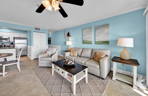 Seagrove Beach Condo | Commodore's Retreat 102