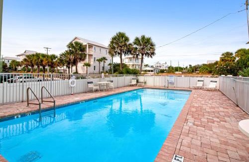 Seagrove Beach Apartment | Commodore's Retreat 107