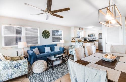 Seagrove Beach Apartment | Commodore's Retreat 107