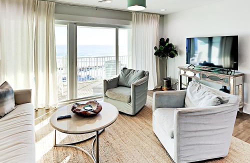Seagrove Beach Apartment | Commodores Retreat #205