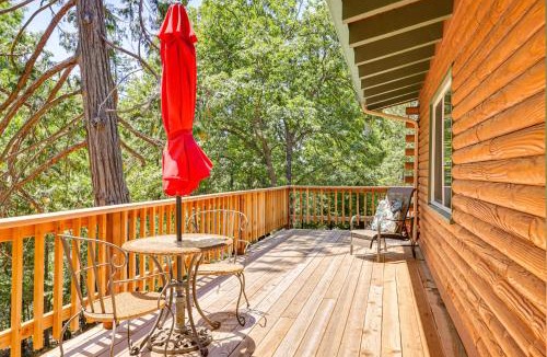 Phoenix Lake-Cedar Ridge House | Community Lake Access: Peaceful Cabin in Sonora!