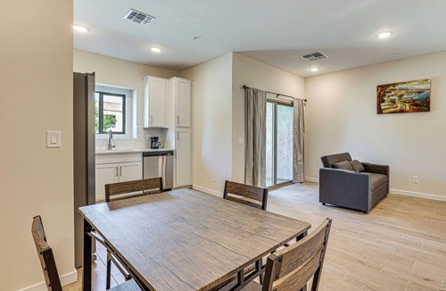 Desert View Condo | Community Pool & Hiking Trails: Red Fox Retreat 2