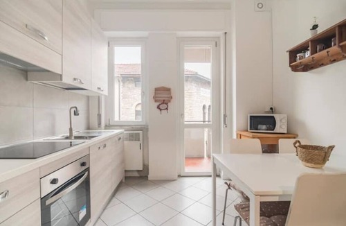Como Apartment | Como 68, Elegant apartment in the center of Como, 3 minutes from the historic center