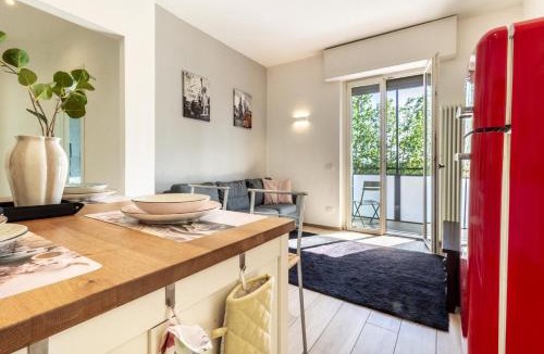 Cantu Apartment | Como a 10 min - Private Parking - 2 Camere 2 Bagni