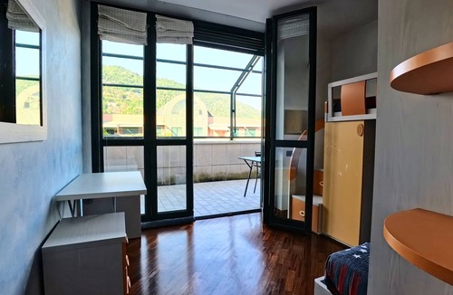 Como Apartment | Como Apartment + Free parking & WiFi