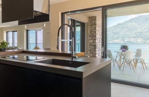 Cremia Villa | COMO LUXURY WITH PRIVATE LAKE ACCESS AND BREATHTAKING VIEWS